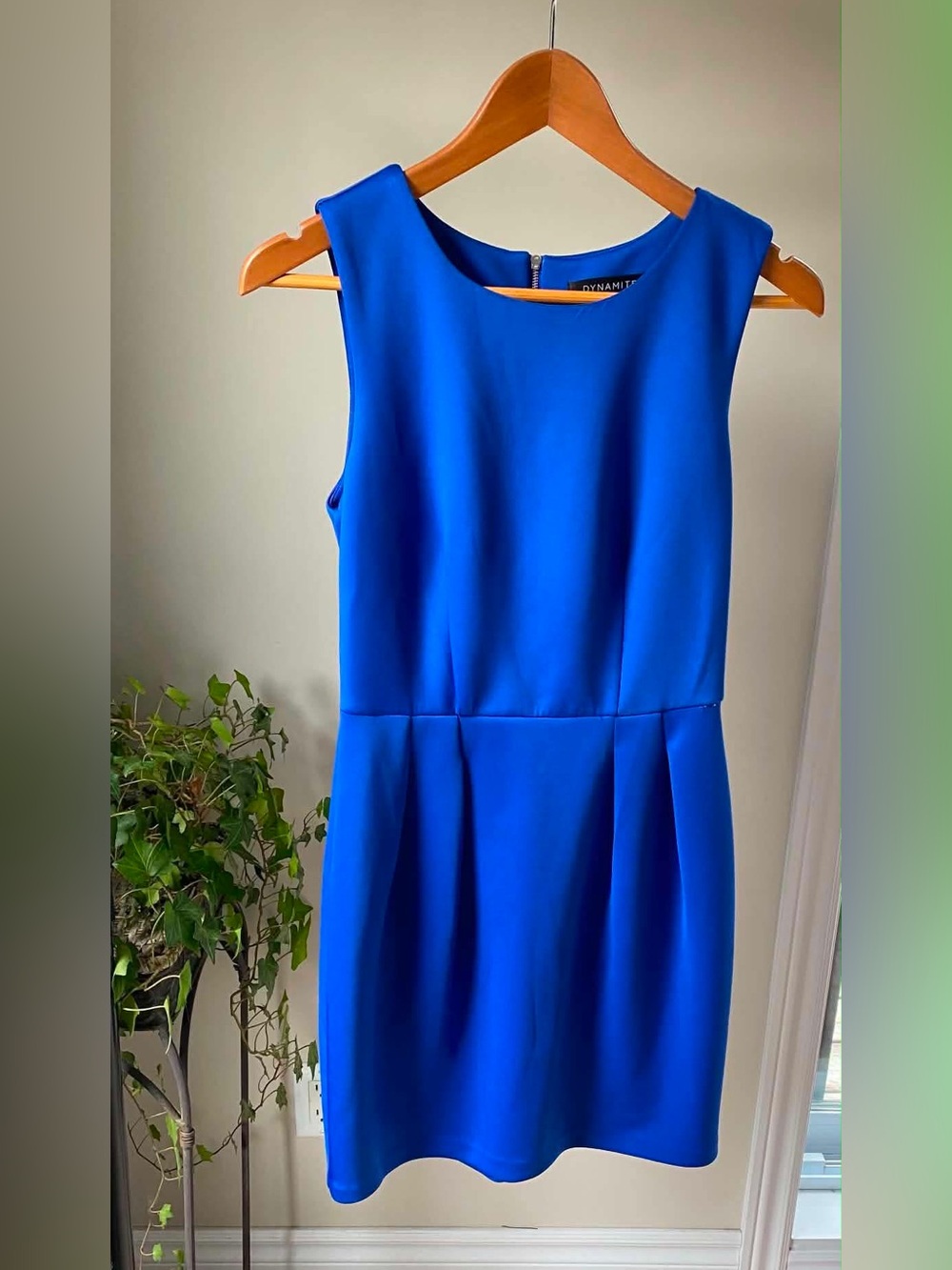 Dynamite Cobalt Blue Sleeveless Sheath Dress